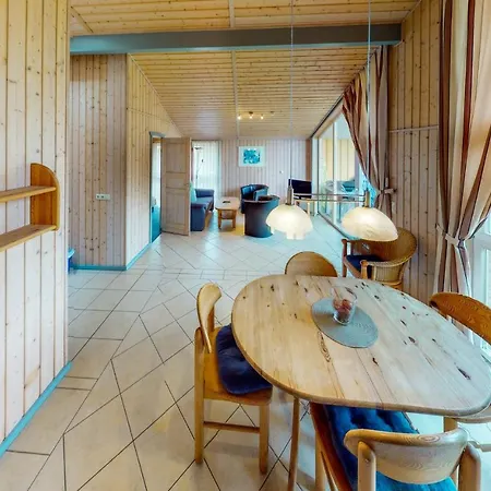 Casa de Férias 2 Bedroom Stunning In *